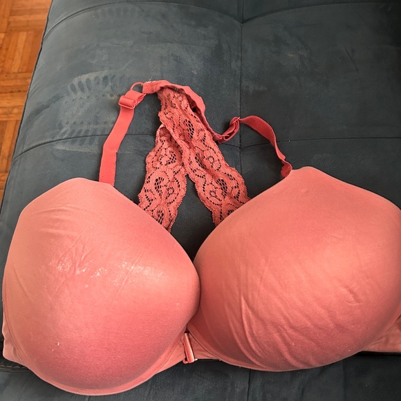 Victoria Secret bras - Picture 13 of 16